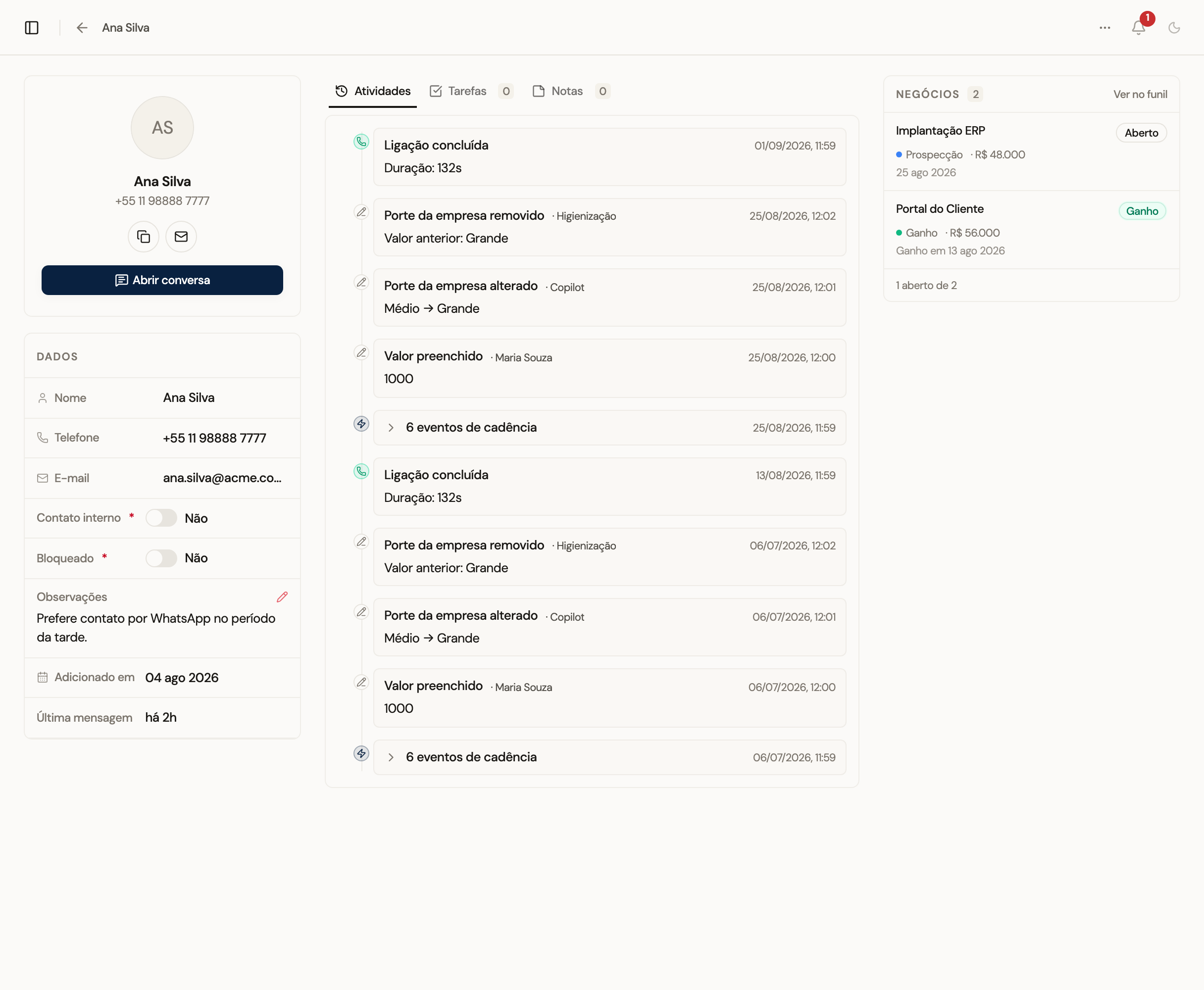 Ficha de contato com identidade, atividades, negócios e botão Abrir conversa
